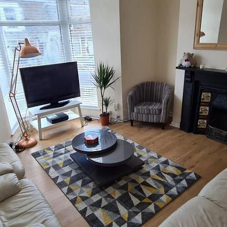 Swansea City Centre Townhouse Extérieur photo