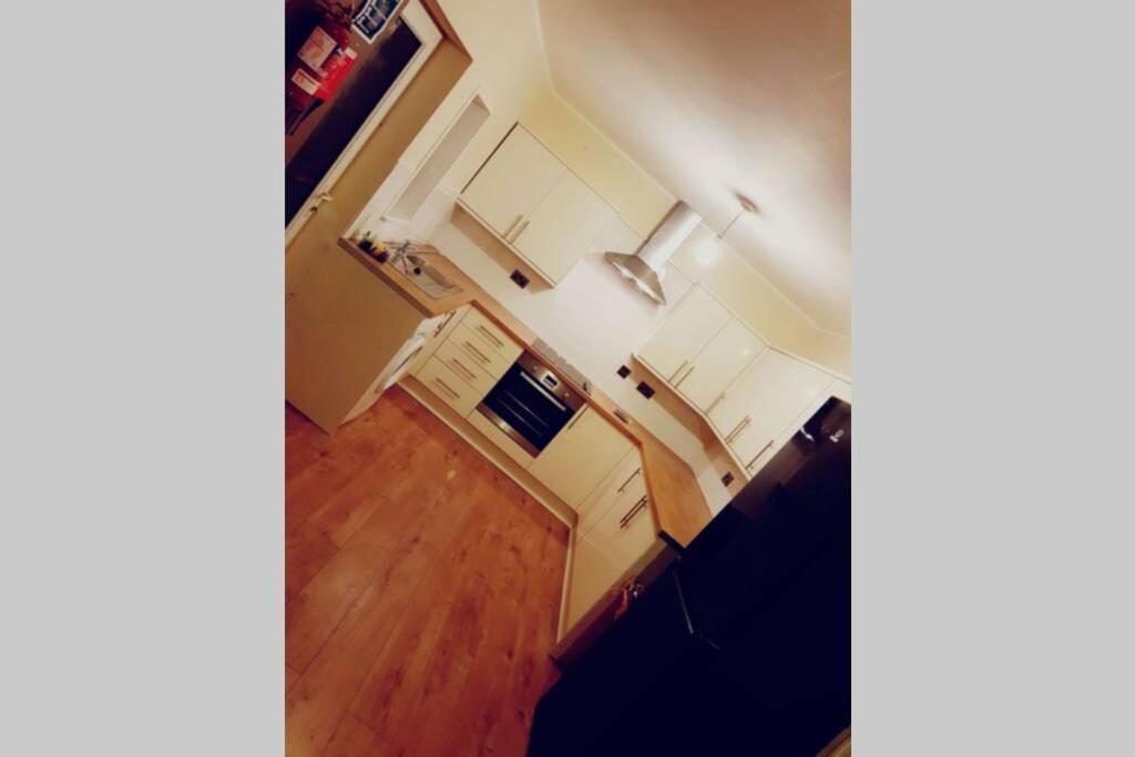 Swansea City Centre Townhouse Extérieur photo